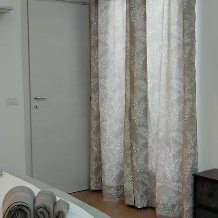 Casa Giolu Aeroporto di Catania Fontana Rossa